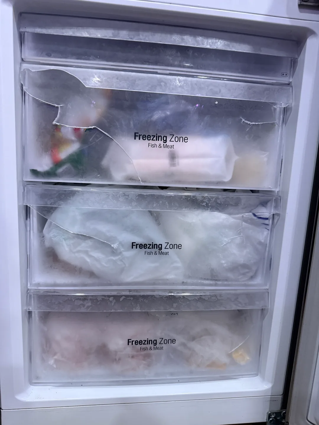 LG LBNC10551V - 24" Freezer Refrigerator, 10 cu. ft. image indicator(7)