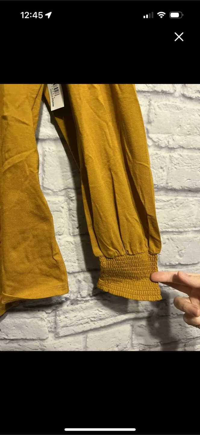 New Amazon Essentials Long Sleeve Shirt - Size M image indicator(4)