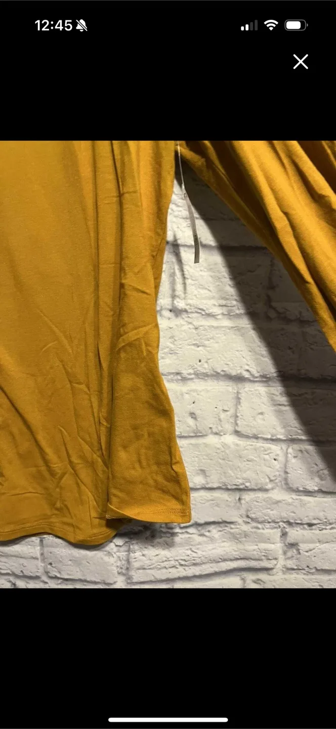 New Amazon Essentials Long Sleeve Shirt - Size M image indicator(3)