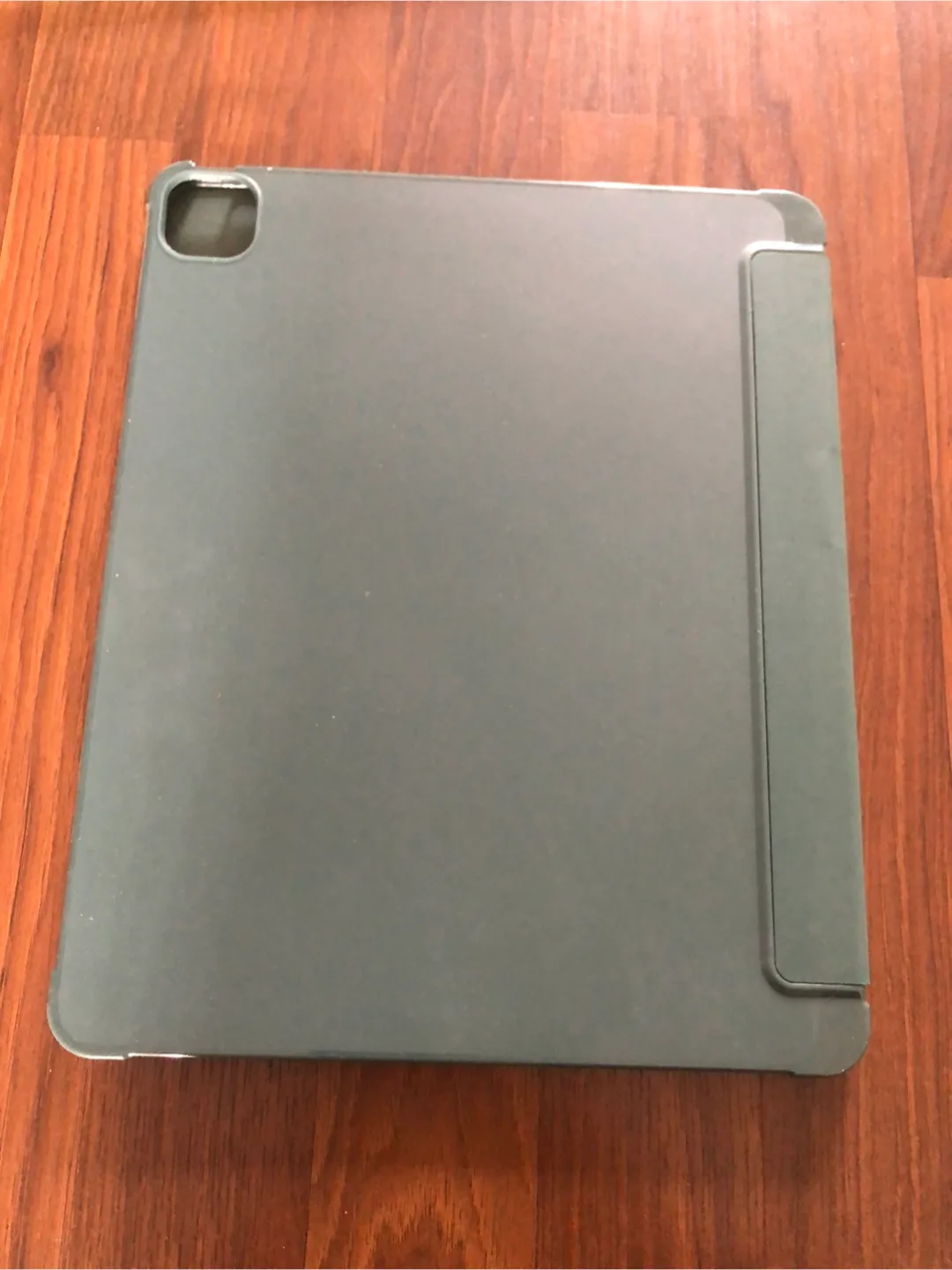 iPad Air 13 Case - Green image indicator(3)