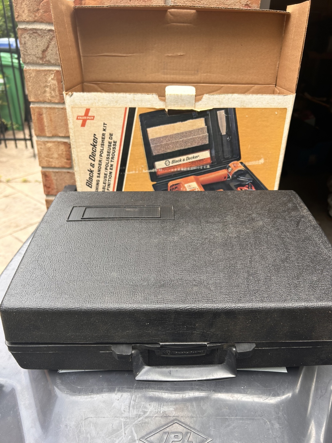 Black & Decker Finishing Sander/Polisher Kit - photo 3