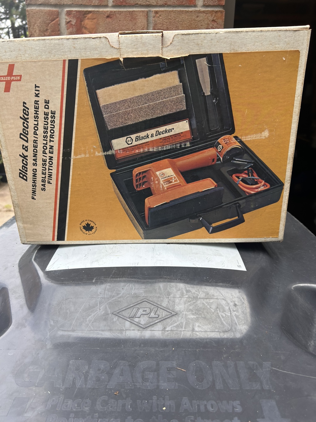 Black & Decker Finishing Sander/Polisher Kit
