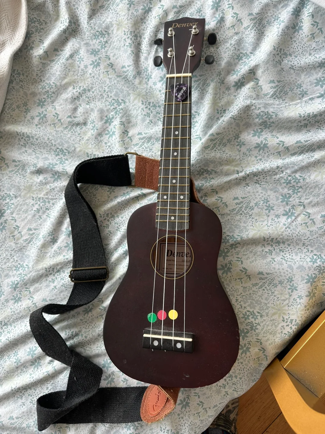 Ukulele with Shoulder Strap and Pluck thumbnail