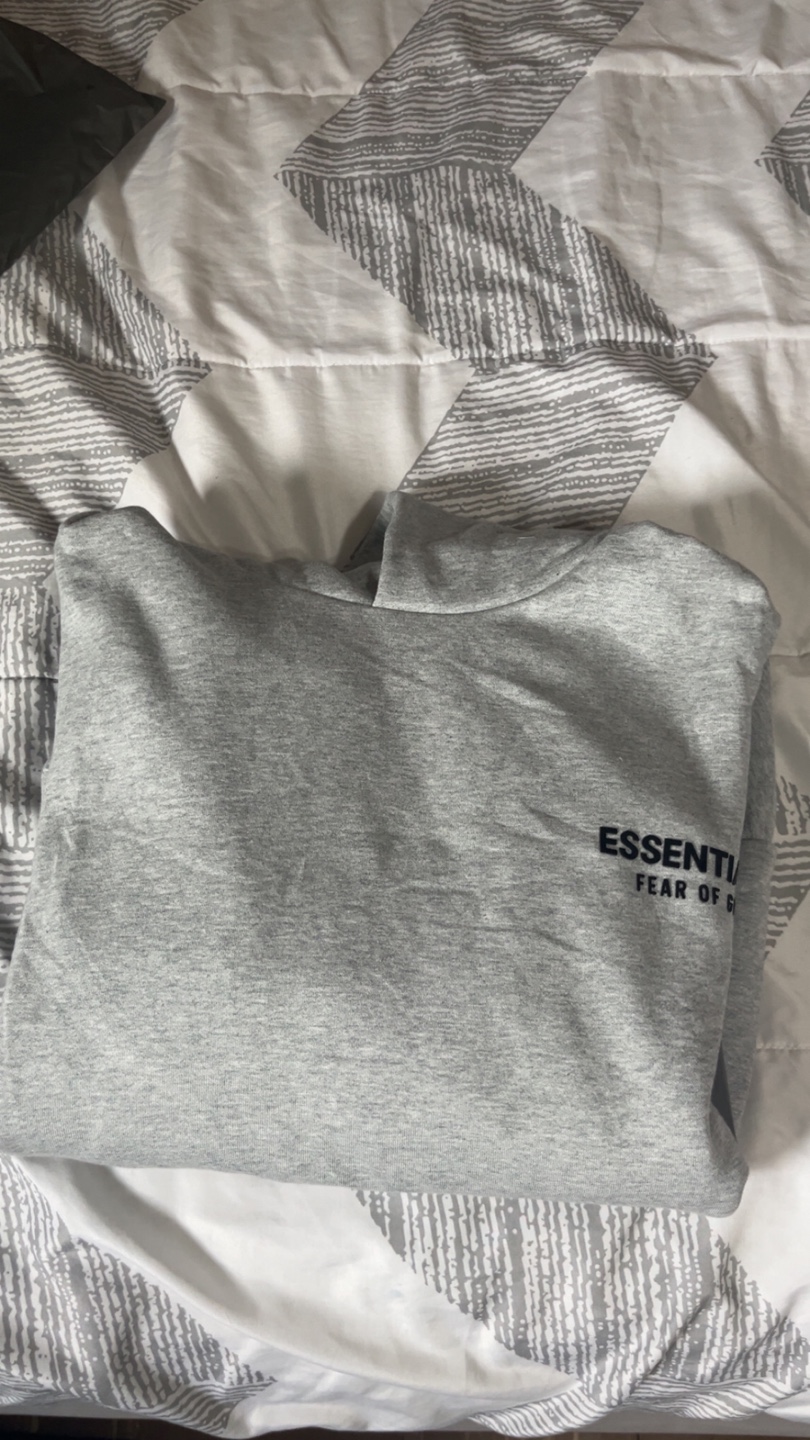 Essentials Fear of God Gray Hoodie - photo 4