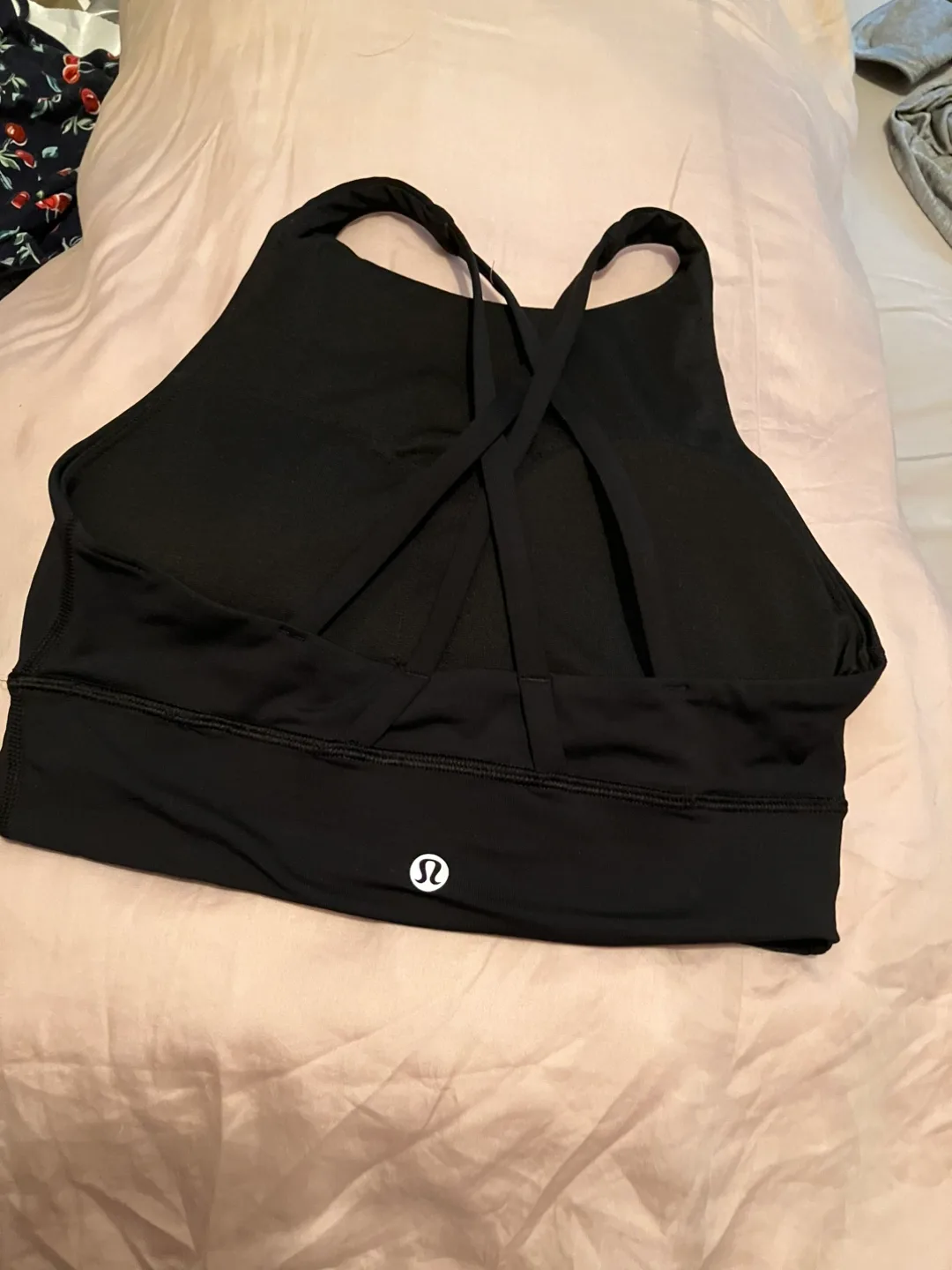 Lululemon Black Sports Bra - Size 6 image indicator(3)