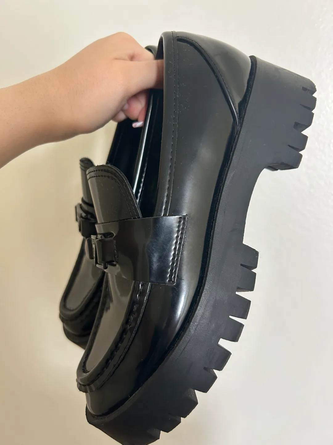 Guess Black Loafers image indicator(2)