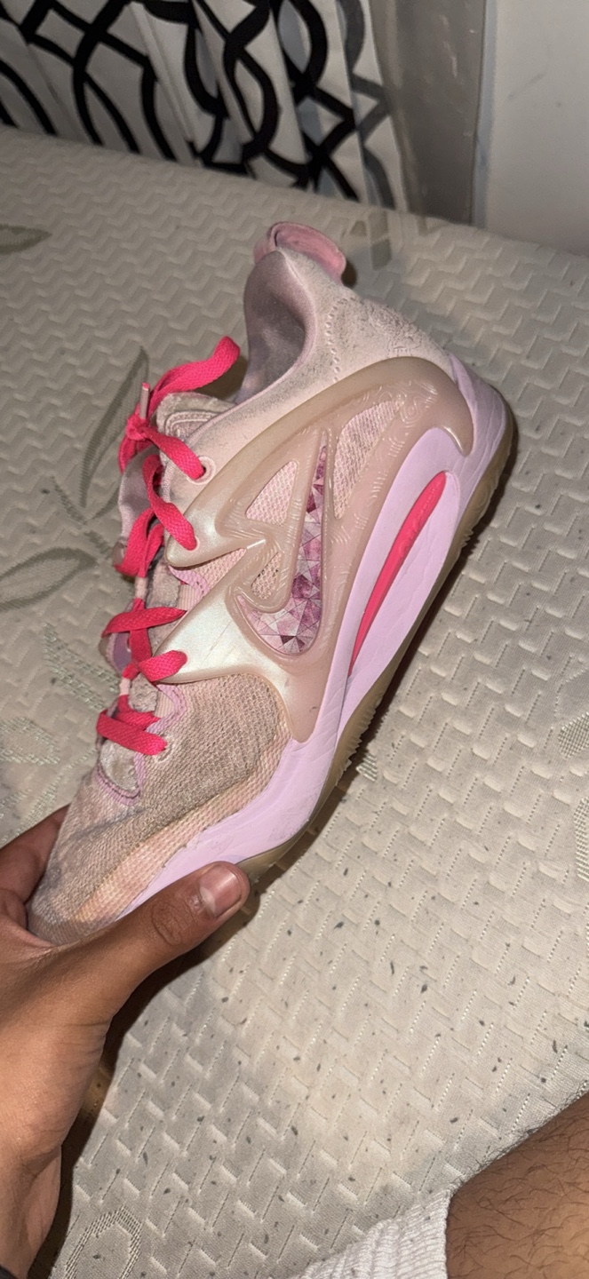 Nike KD15 Aunt Pearl Basketball Shoes
