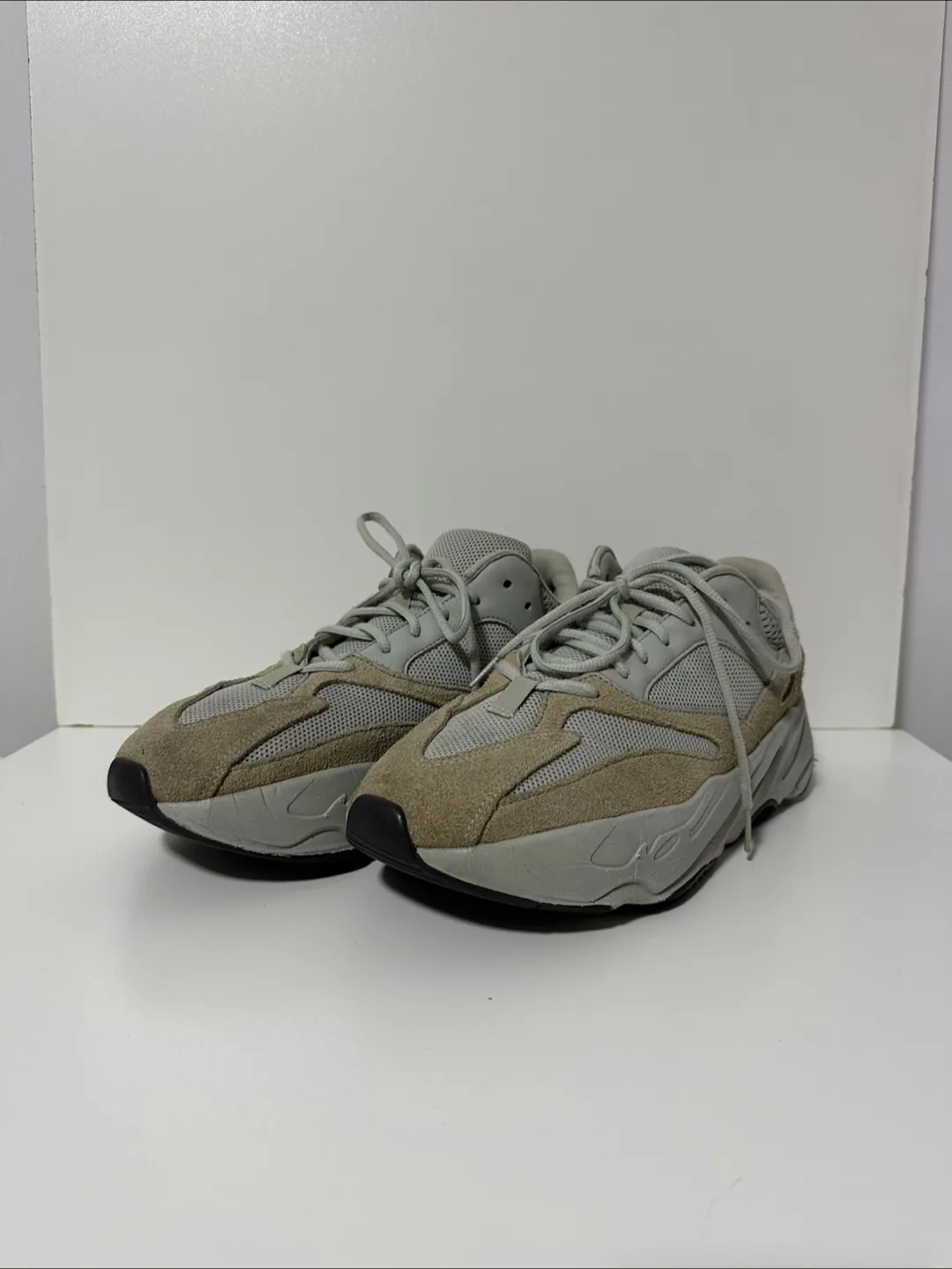 Adidas Yeezy Boost 700 V2 Cream image indicator(2)