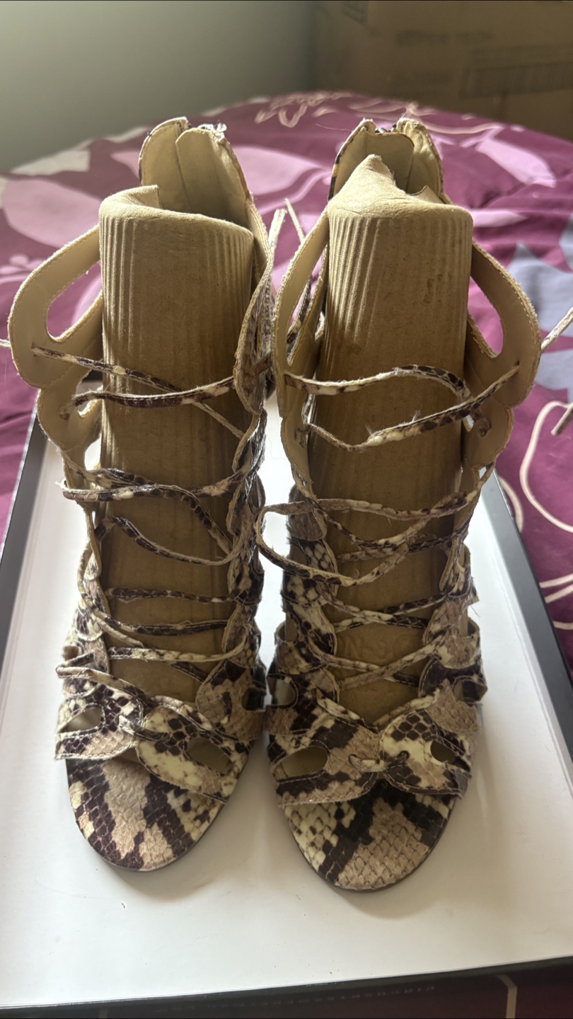 Nine West Snakeskin Heels - Size 7.5