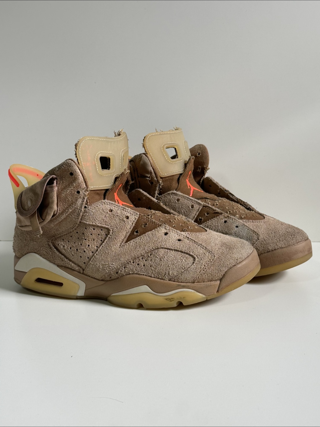 Nike Air Jordan 6 Travis Scott