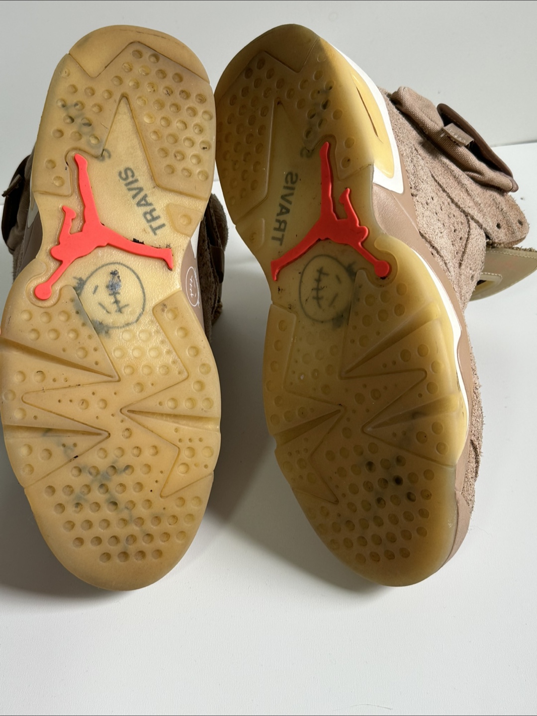 Nike Air Jordan 6 Travis Scott - photo 4