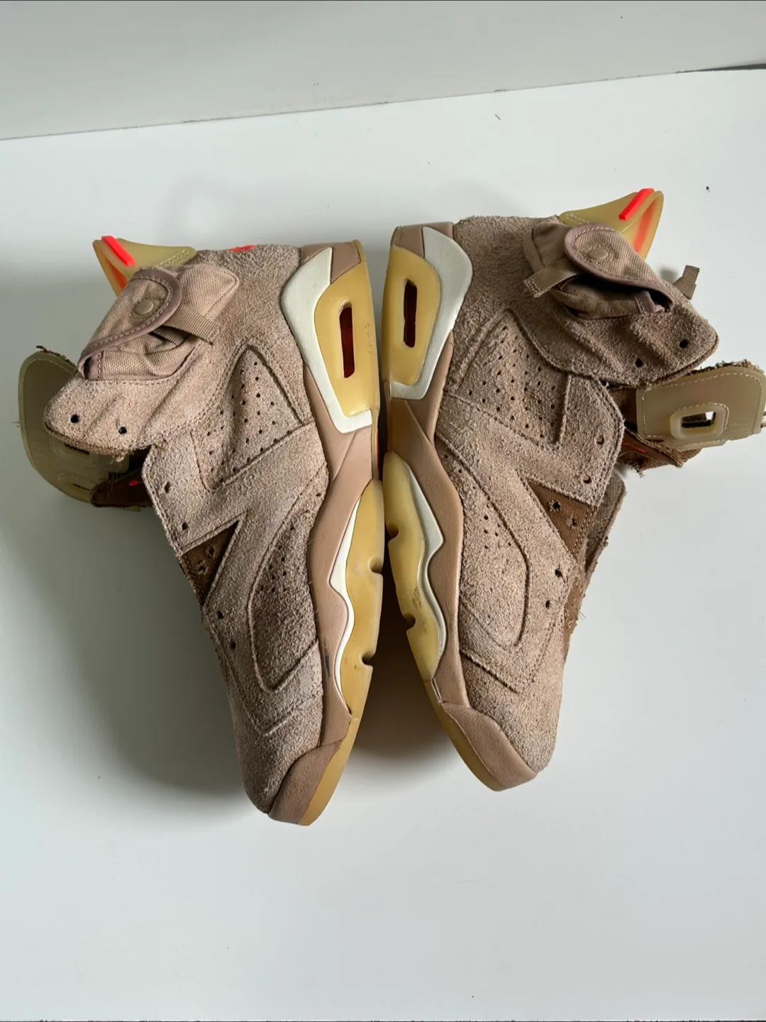 Nike Air Jordan 6 Travis Scott image indicator(6)