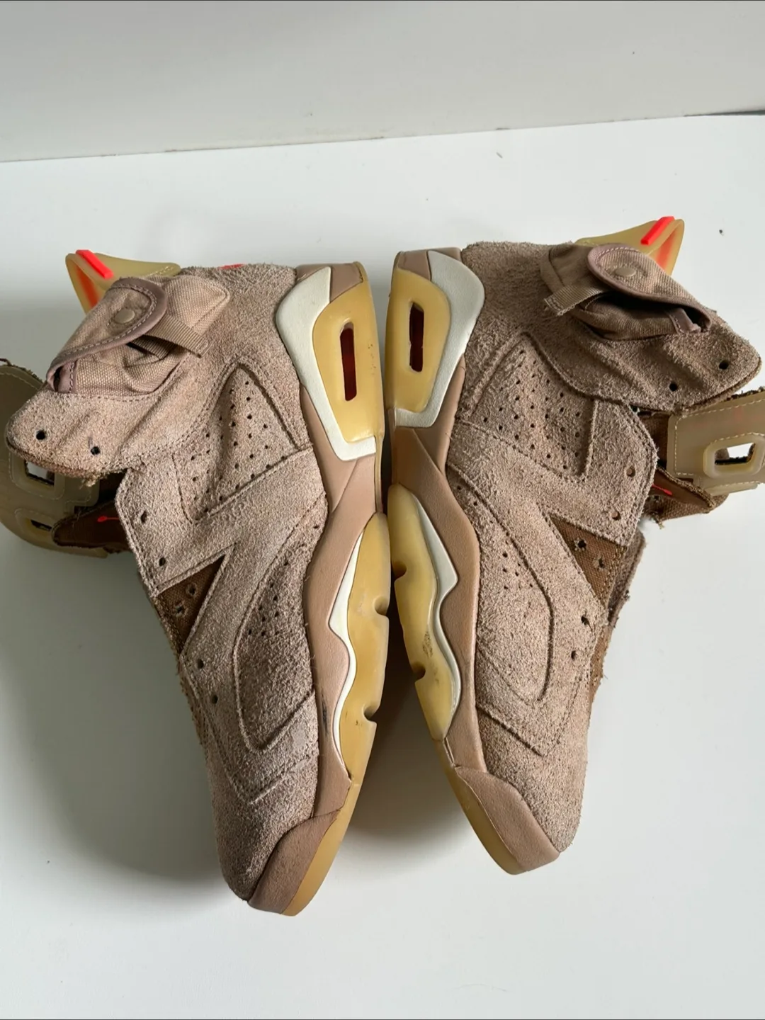 Nike Air Jordan 6 Travis Scott image indicator(5)