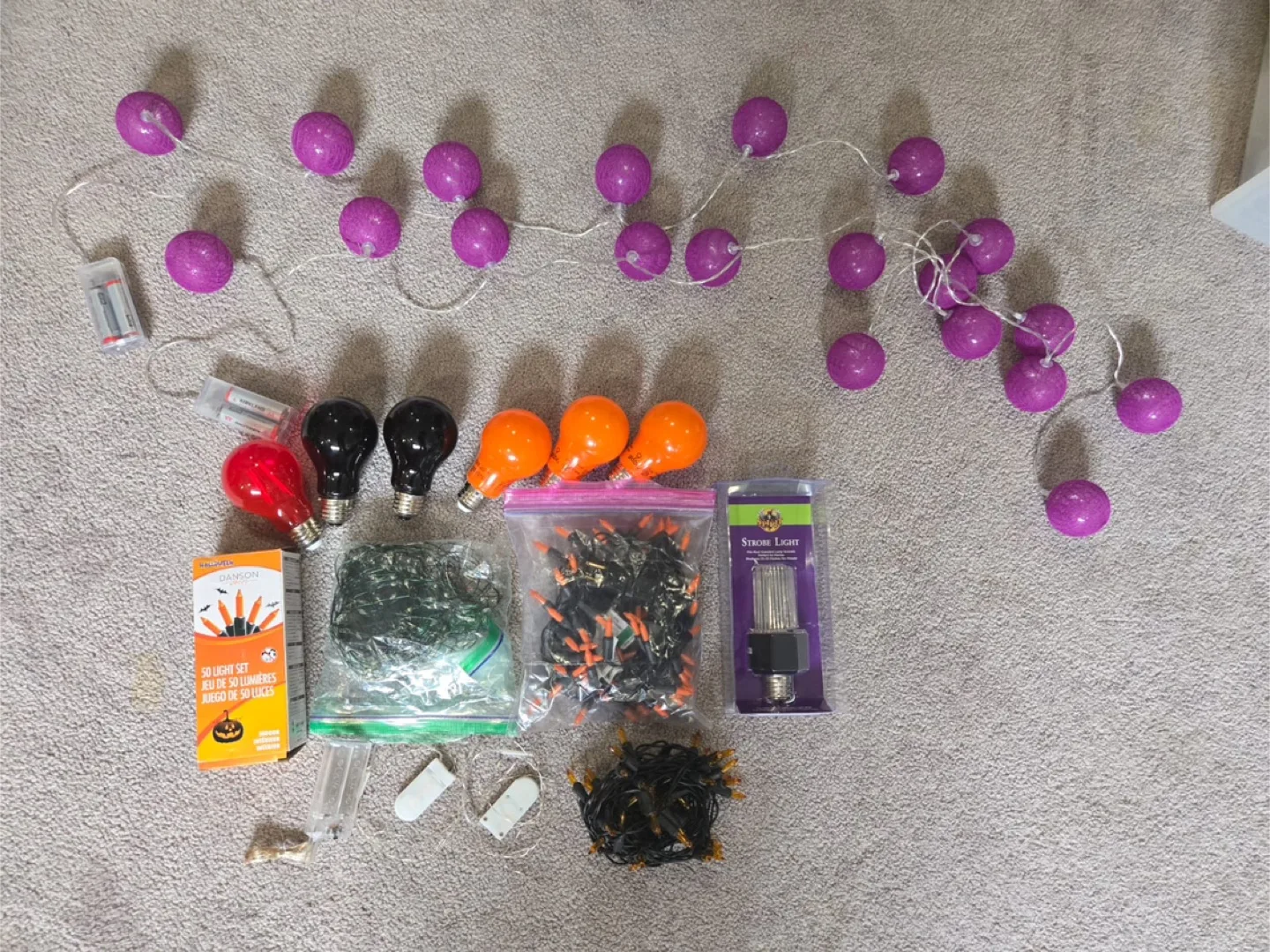 Halloween Light Set with Extra Bulbs thumbnail