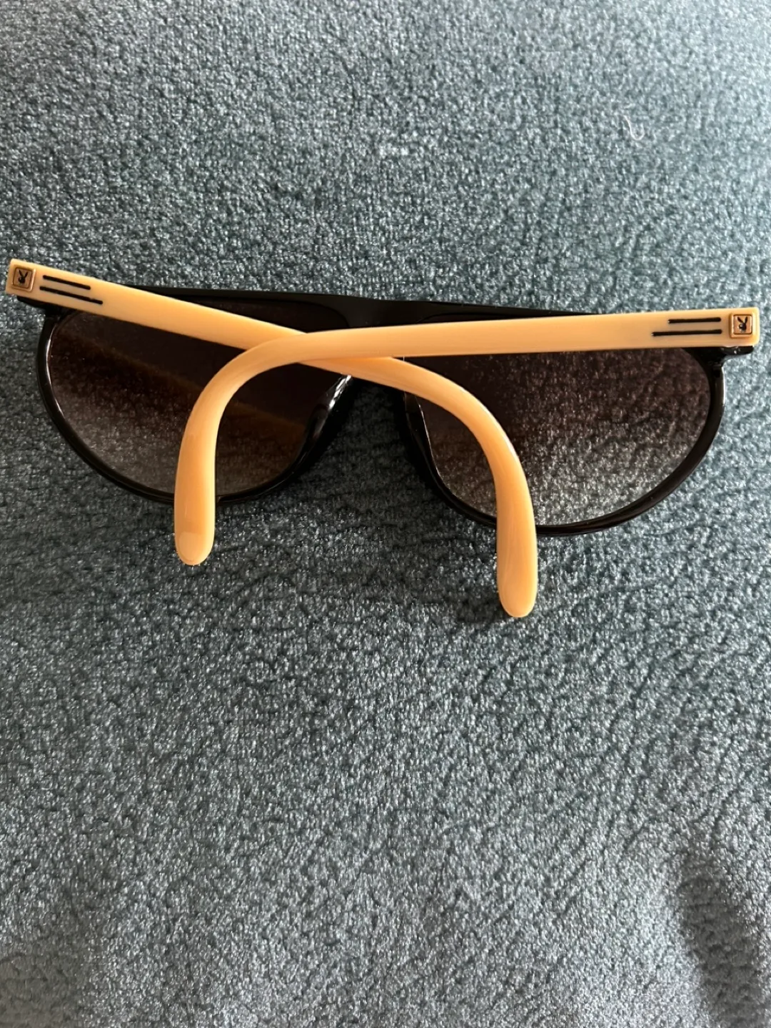 Sunglasses playboy vintage image indicator(3)