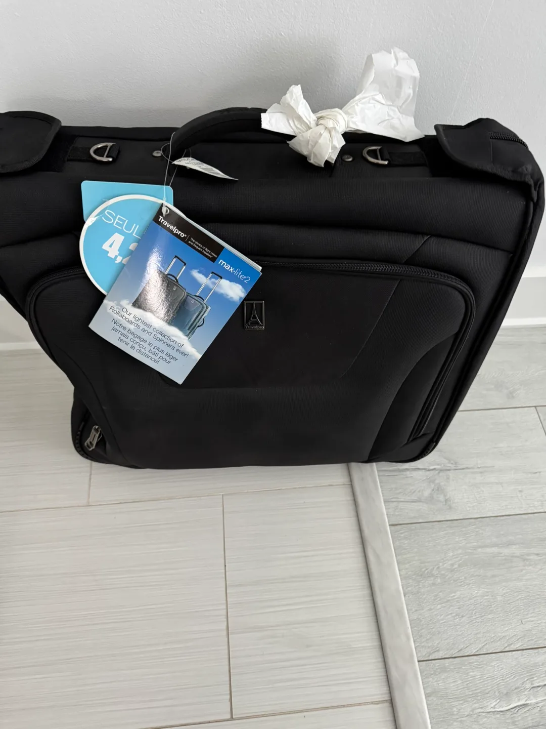 NWT Travel pro Garment bag luggage image indicator(5)