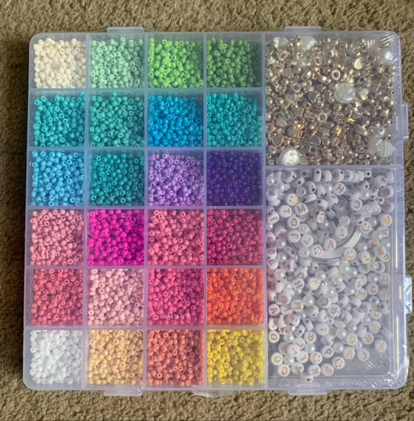 Beading kit with letters and charms +string thumbnail