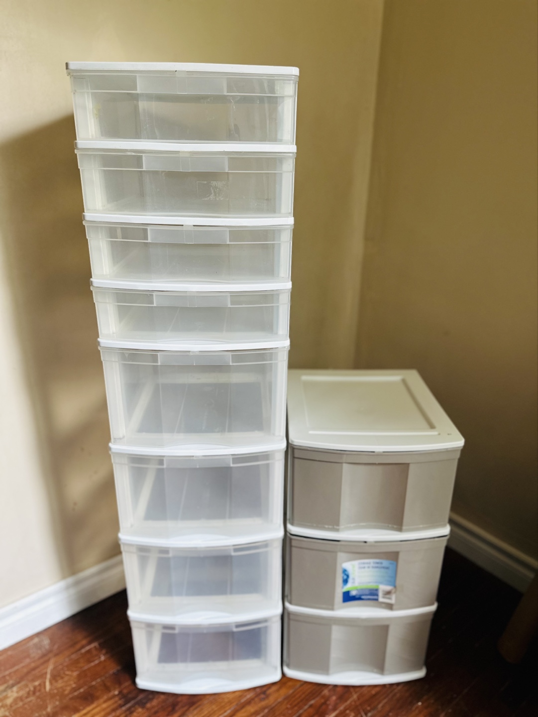 Storage drawers - clear and grey