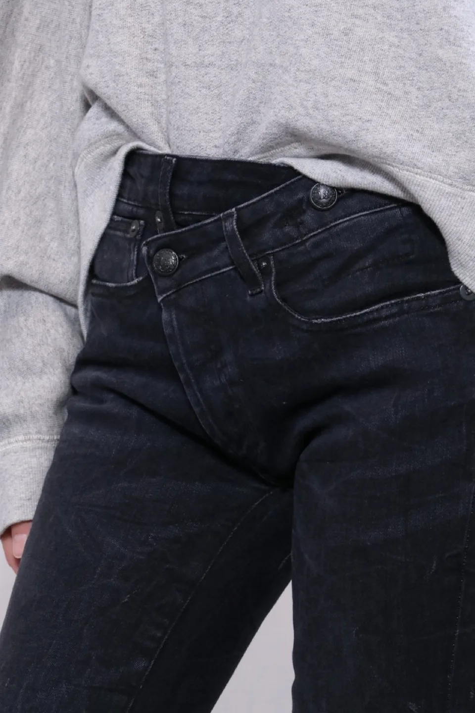 R13 Crossover Jeans women’s 28 image indicator(2)