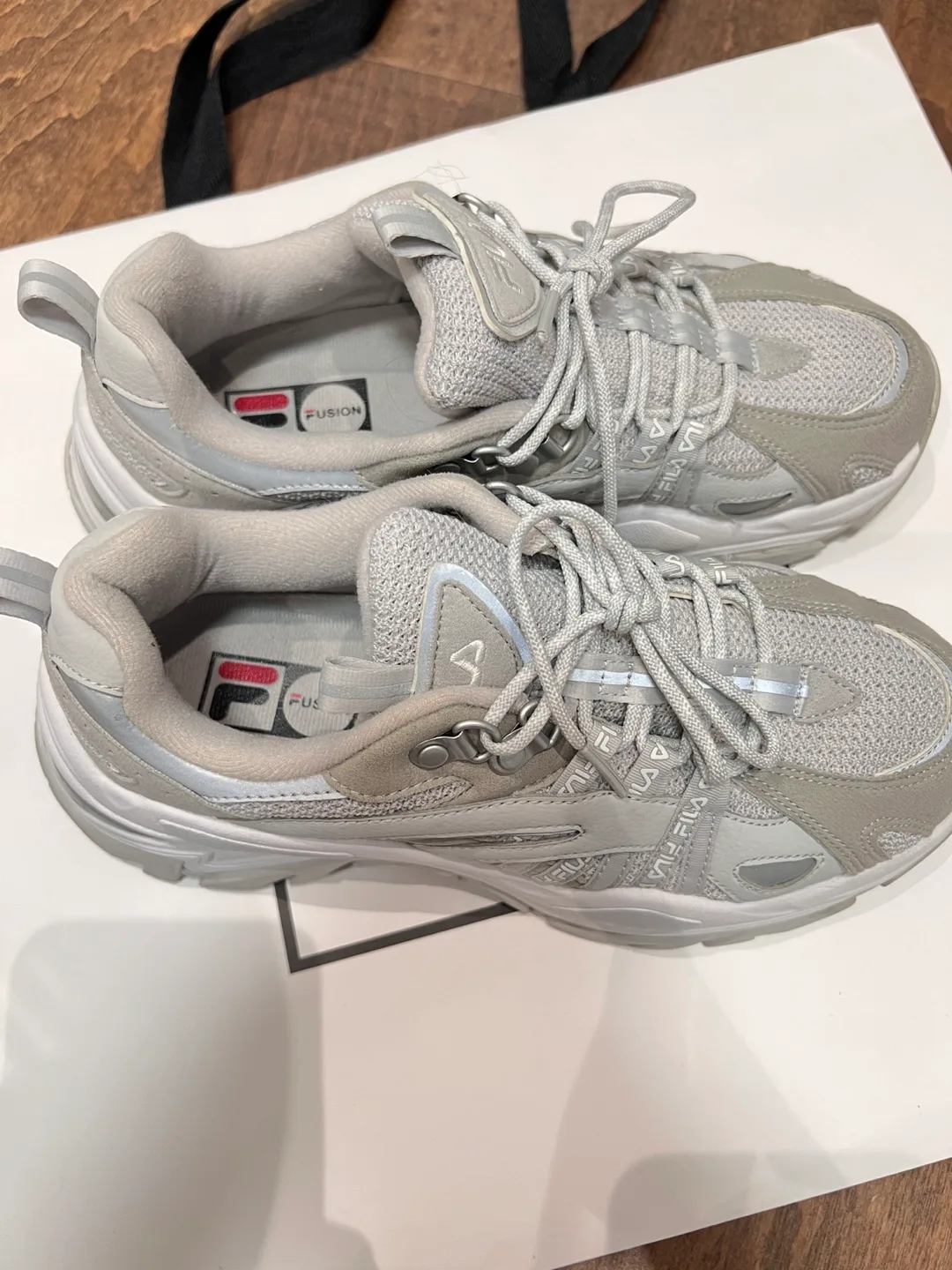 Fila Fusion Athletic Sneakers - US 6.5 image indicator(5)