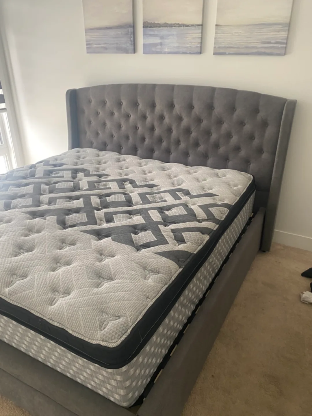 King size mattress image indicator(4)