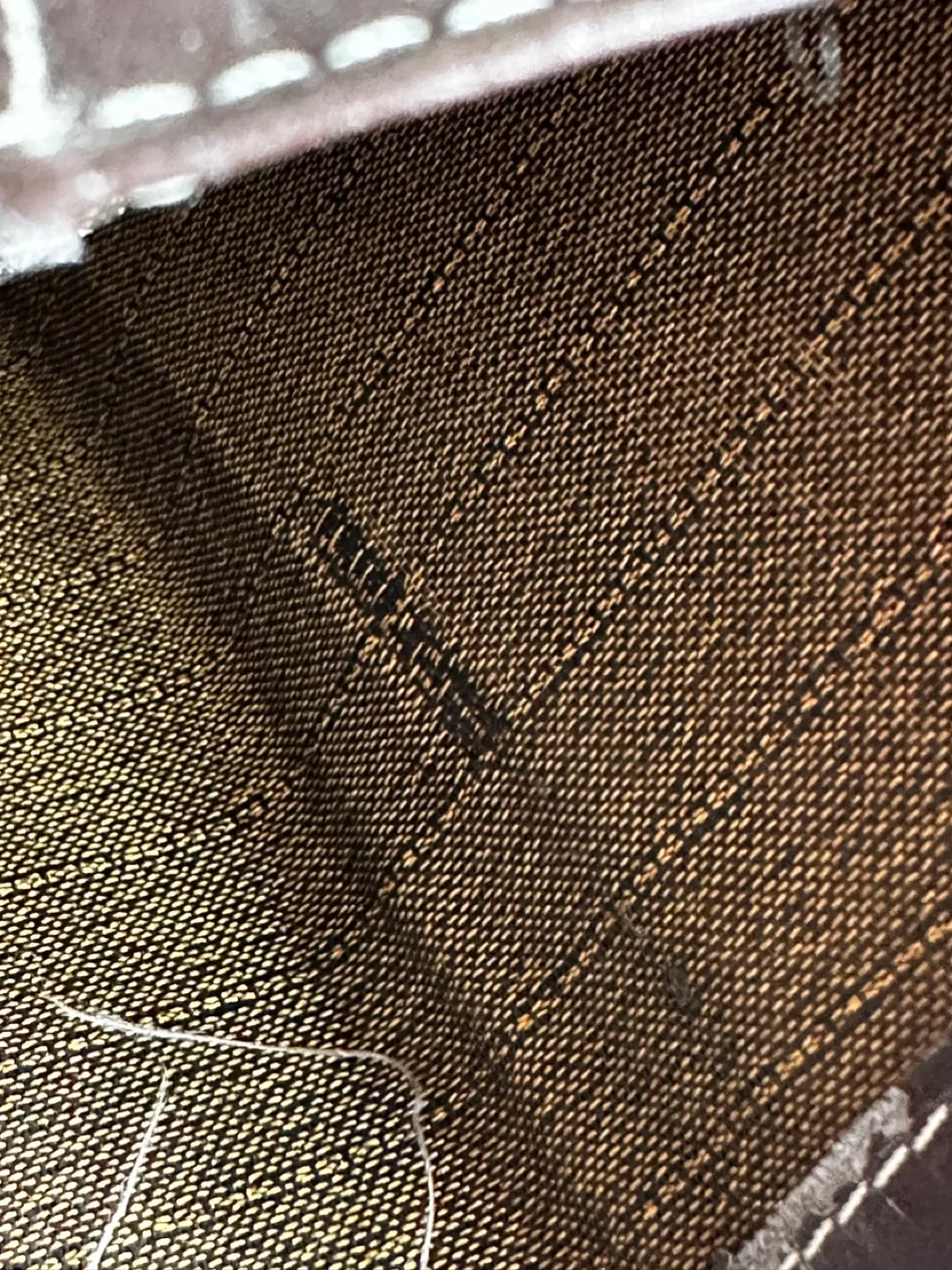 Fendi Wallet image indicator(5)