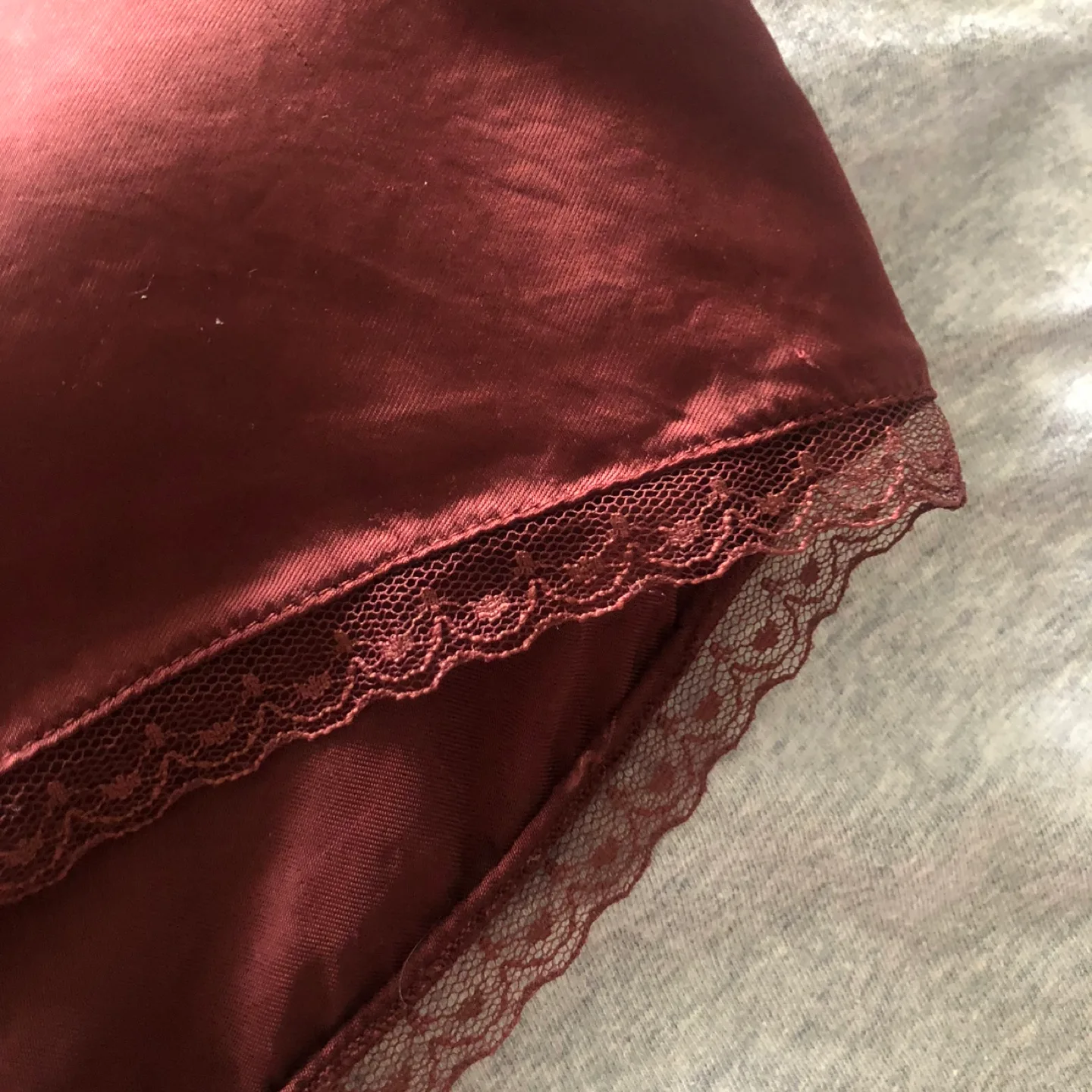 Wilfred Bria Blouse - Size S - Burgundy image indicator(3)