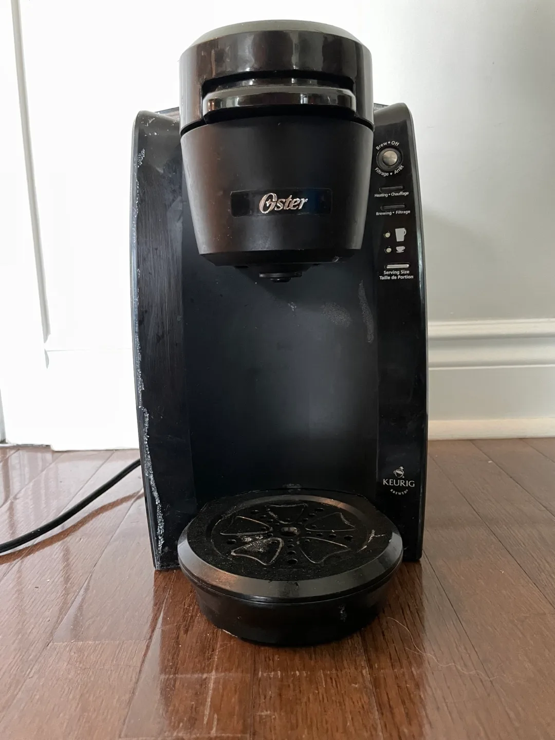 Oster (Keurig) Single Serve Coffee Maker thumbnail