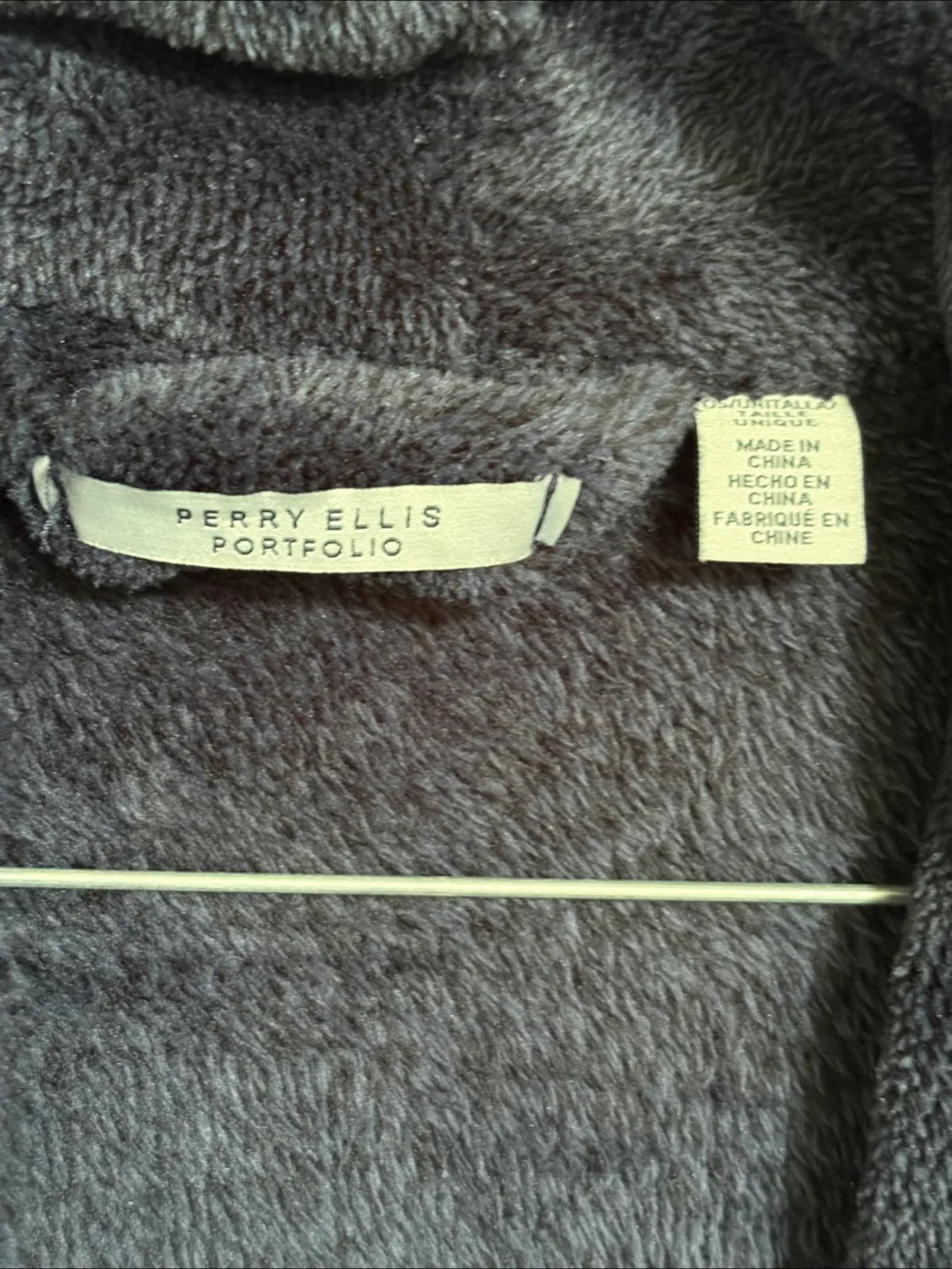 Henry Earle Robe - Cozy Blue image indicator(2)