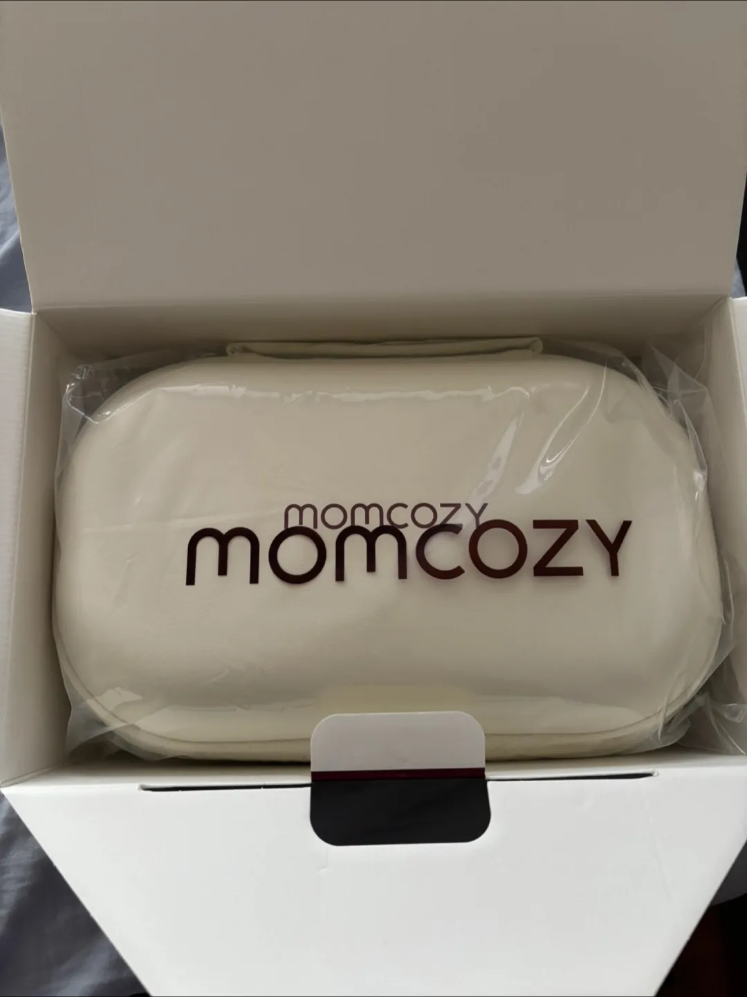 Momcozy M5 Wearable Double Pump thumbnail