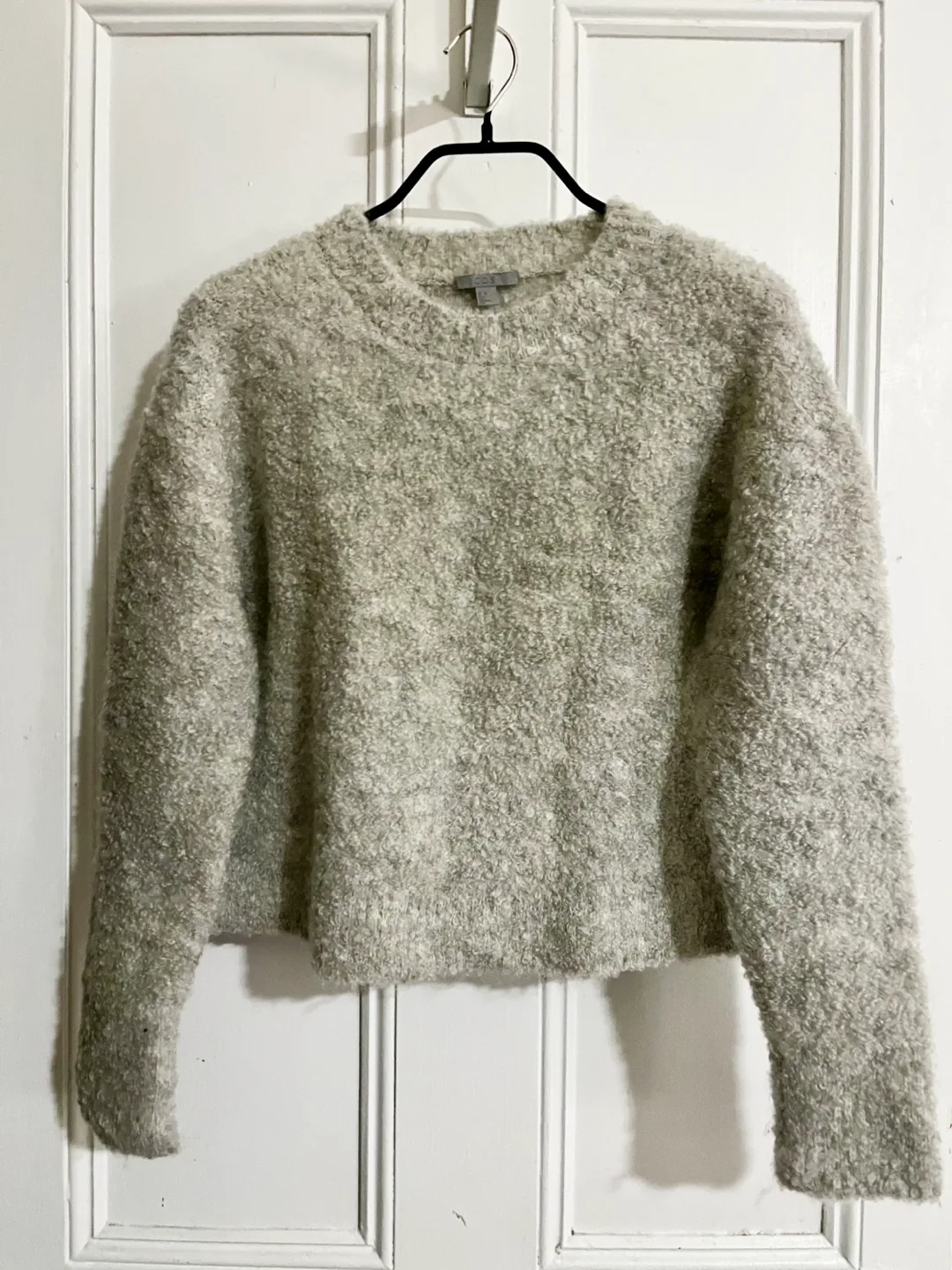 COS Fuzzy Mohair Crop Sweater Women’s Small image indicator(2)