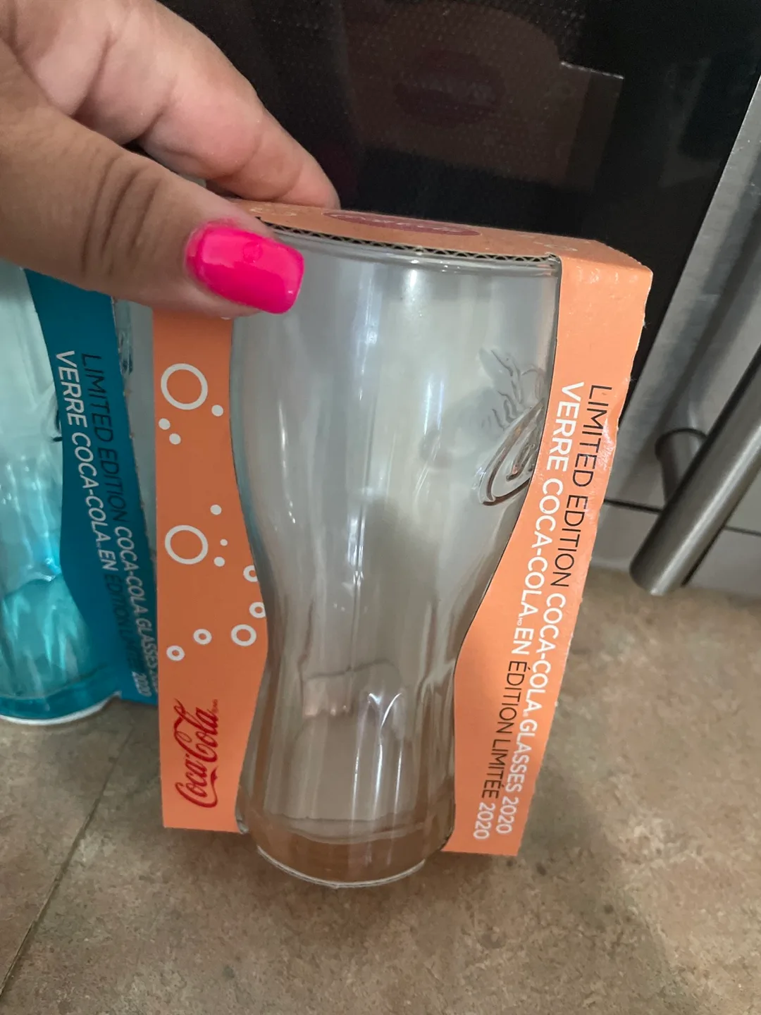 Coca-Cola Limited Edition Glasses 2020 image indicator(2)