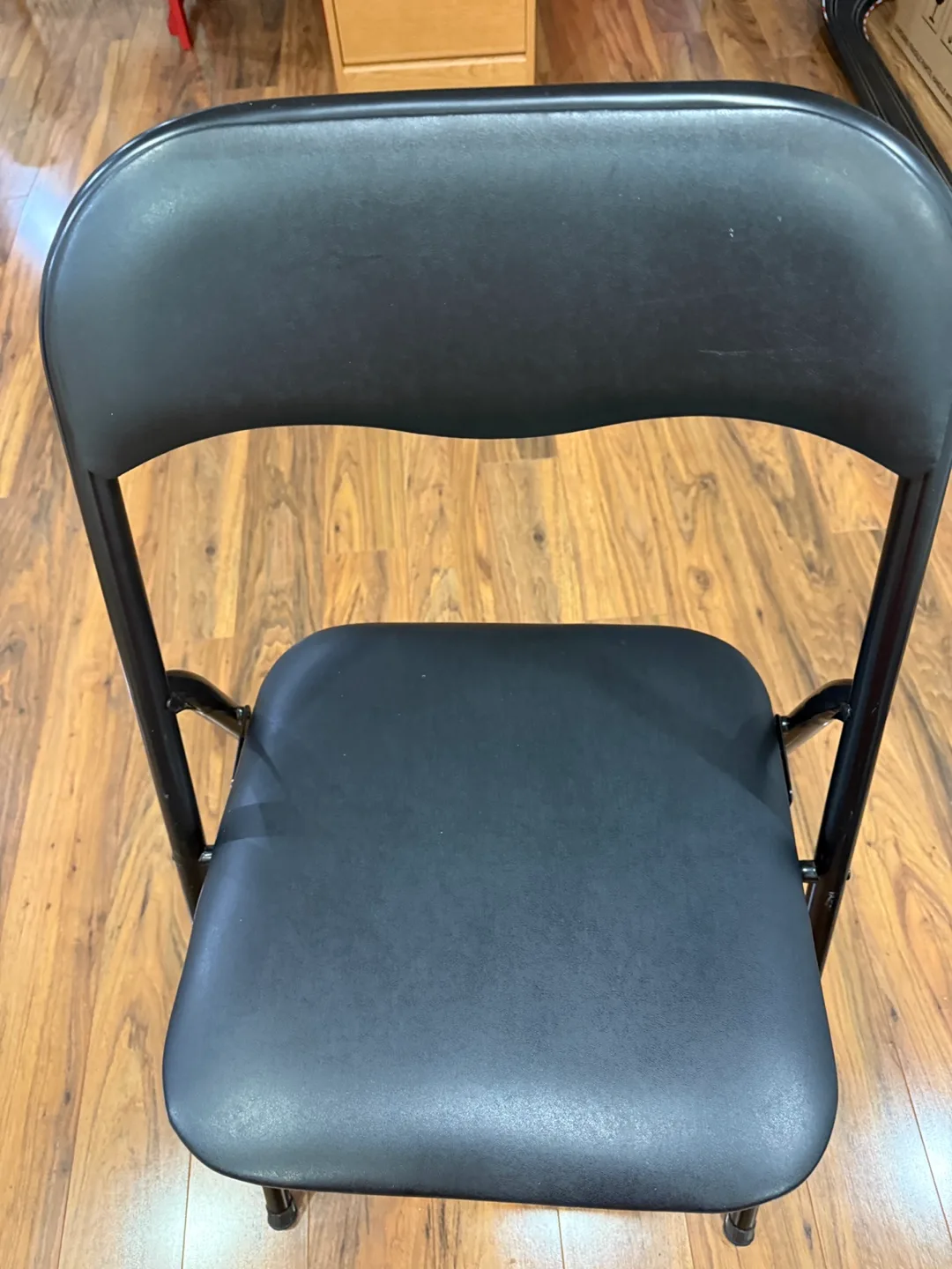 Black Folding Chair set of 12  for 60$ thumbnail