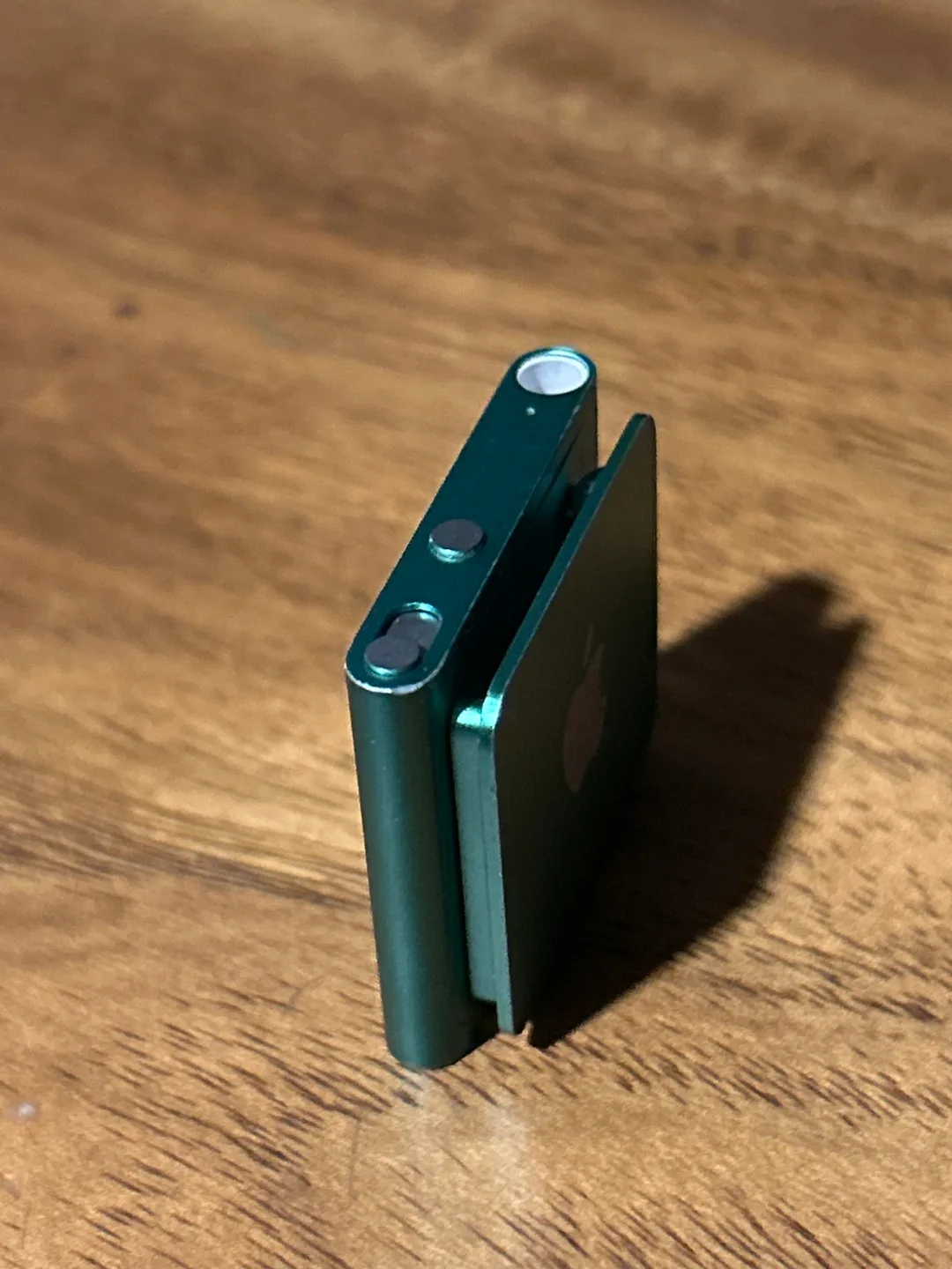 Apple iPod Shuffle Green image indicator(2)