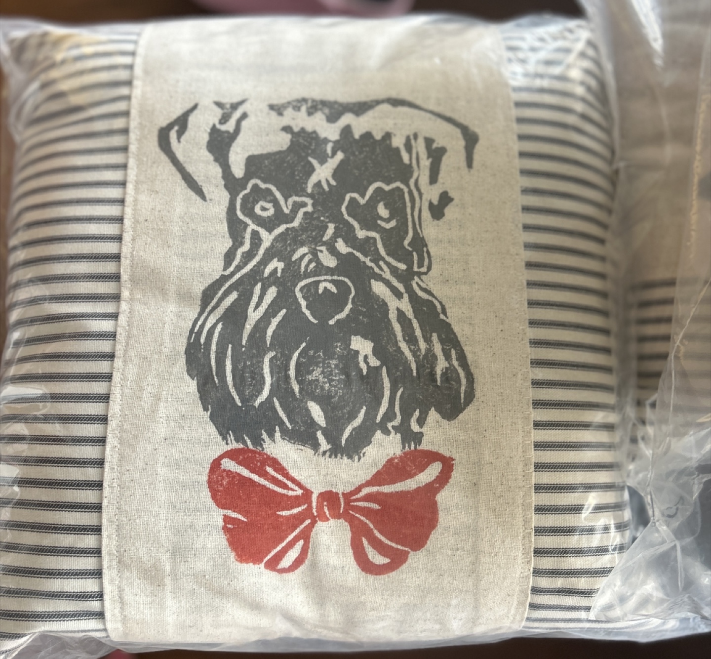 Hand crafted pillow - photo 4