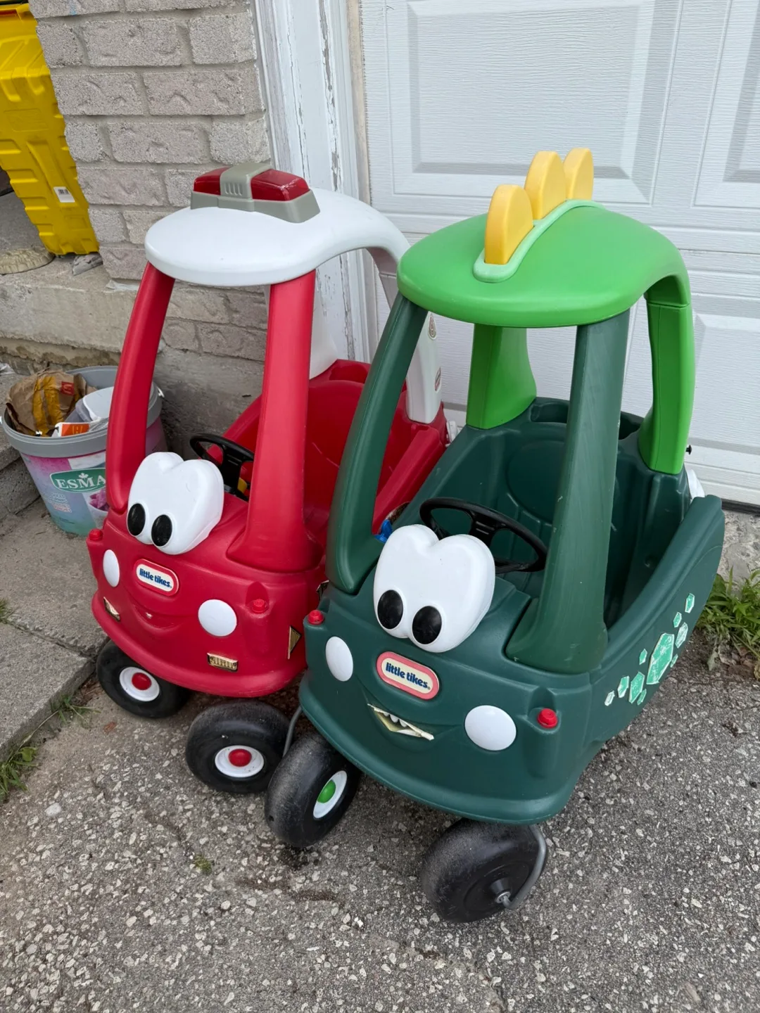 Little Tikes Cozy Coupe Car - Red & Green thumbnail
