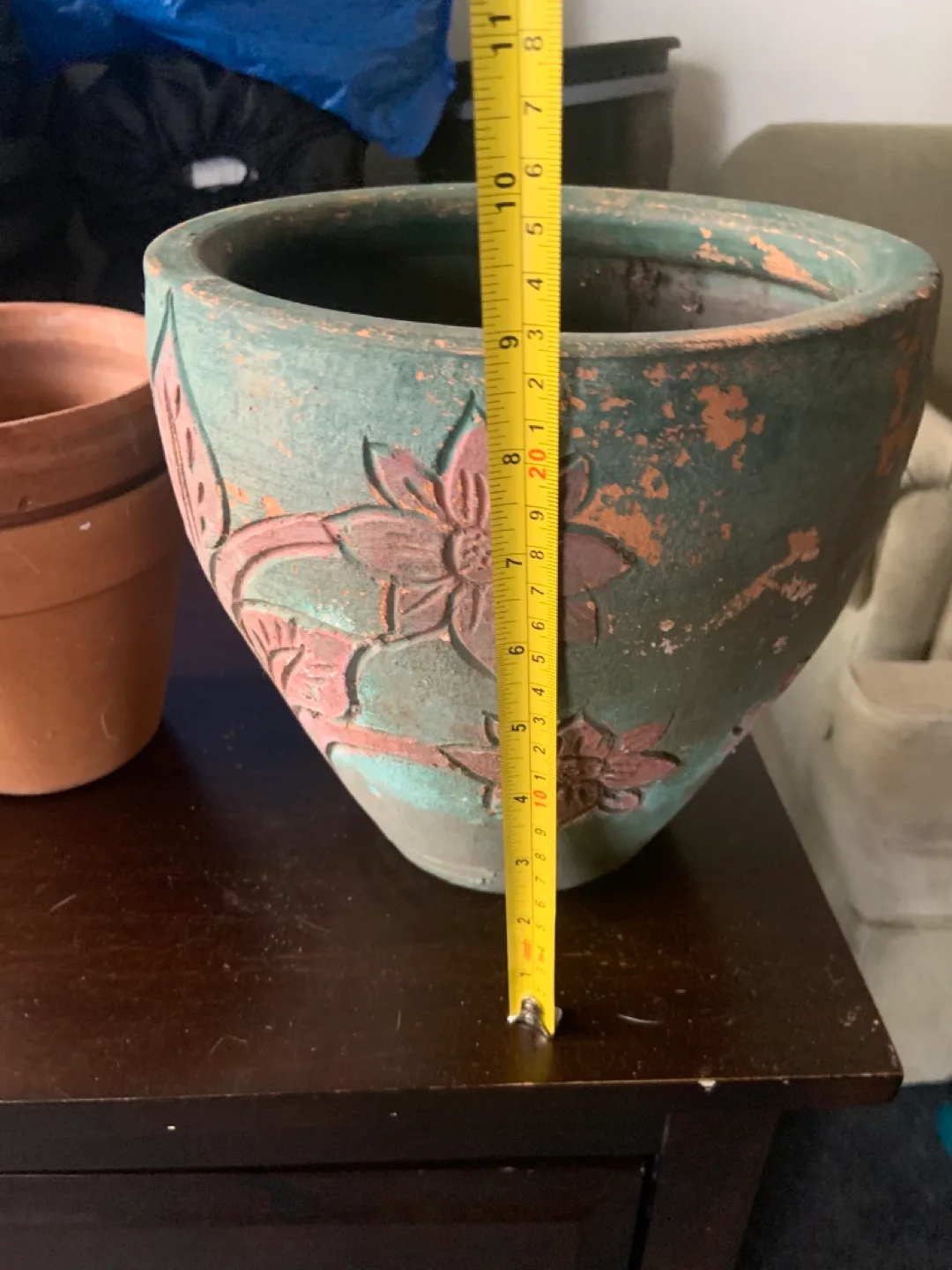 10 terracotta pots. 🪴 image indicator(8)