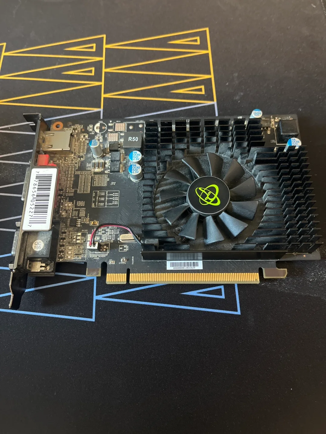 XFX Radeon HD 5450 Graphics Card image indicator(3)