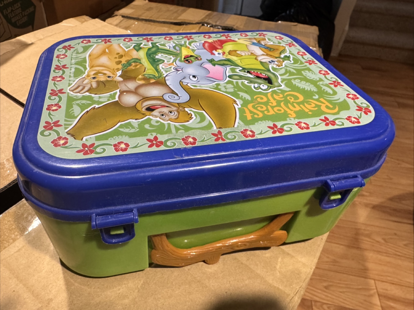 Rainforest Cafe Lunch Box - photo 2