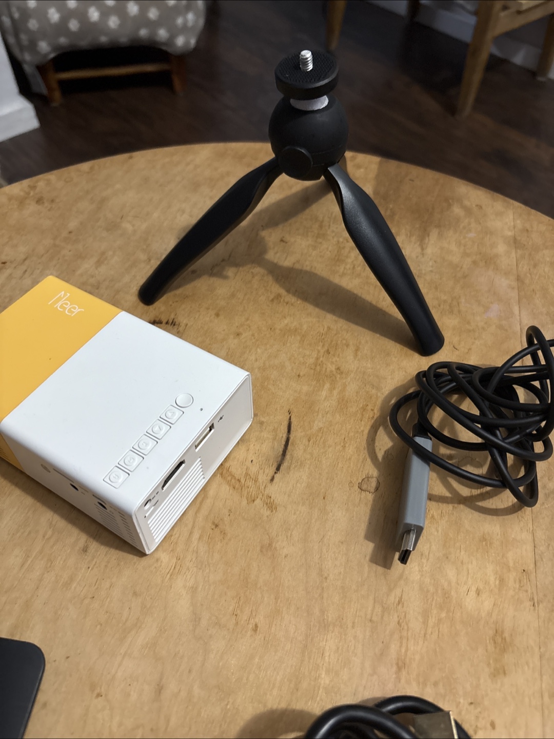 Mini Projector - photo 5