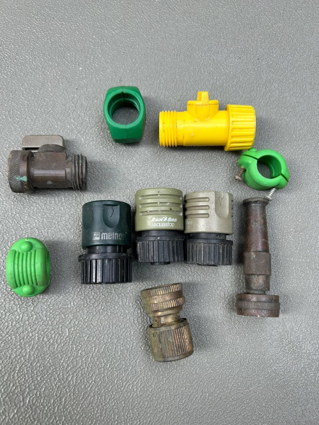 $5 Hose lawn tools BIG LOT garden clamp hose thumbnail