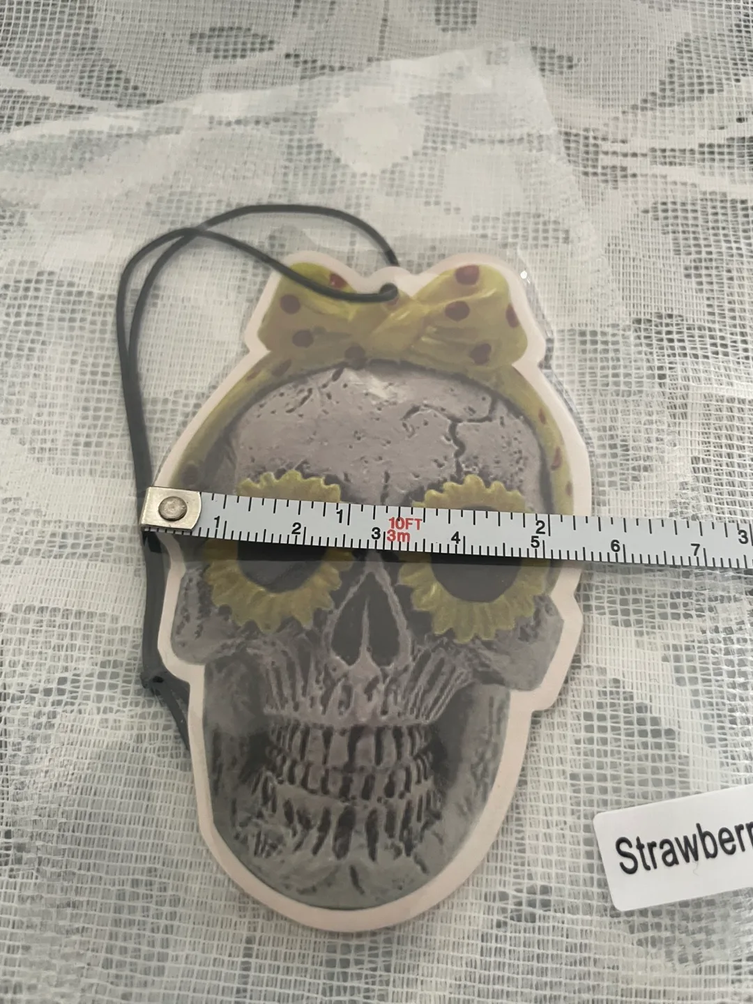 Strawberry Skull Air Freshener image indicator(2)