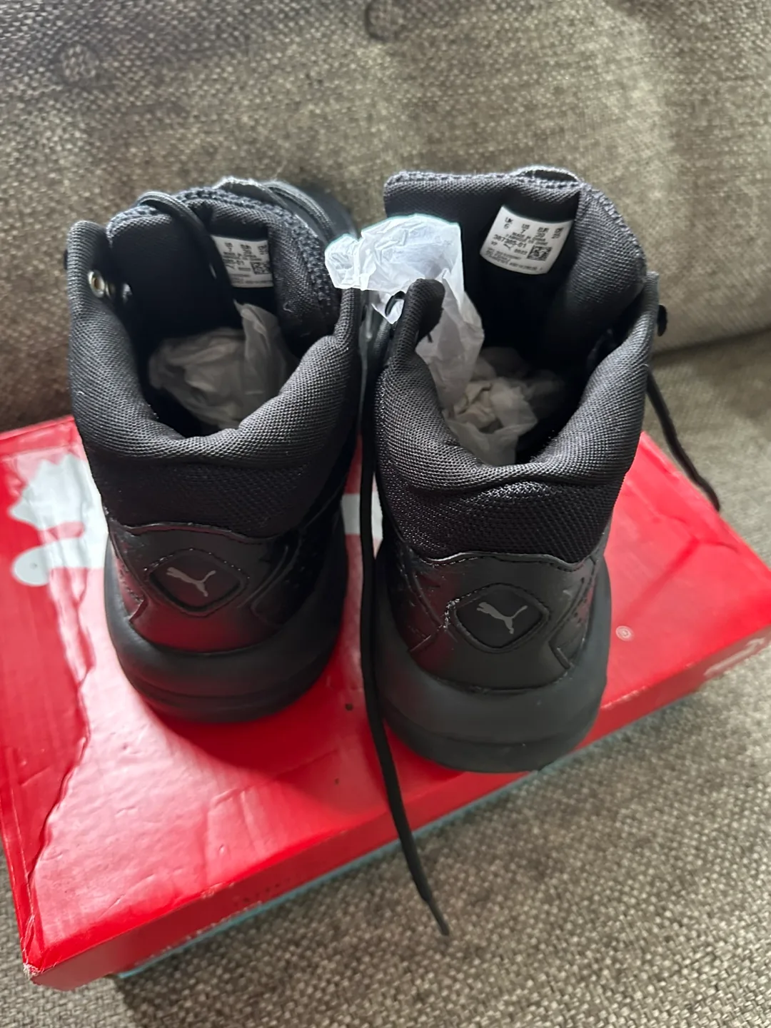 Puma Anzarun Black Sneakers image indicator(4)