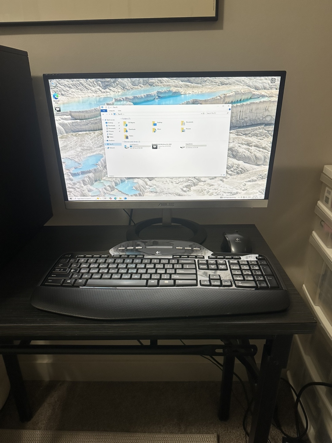 ASUS Desktop PC with 22" Monitor with grid game – Ready to Use - photo 2