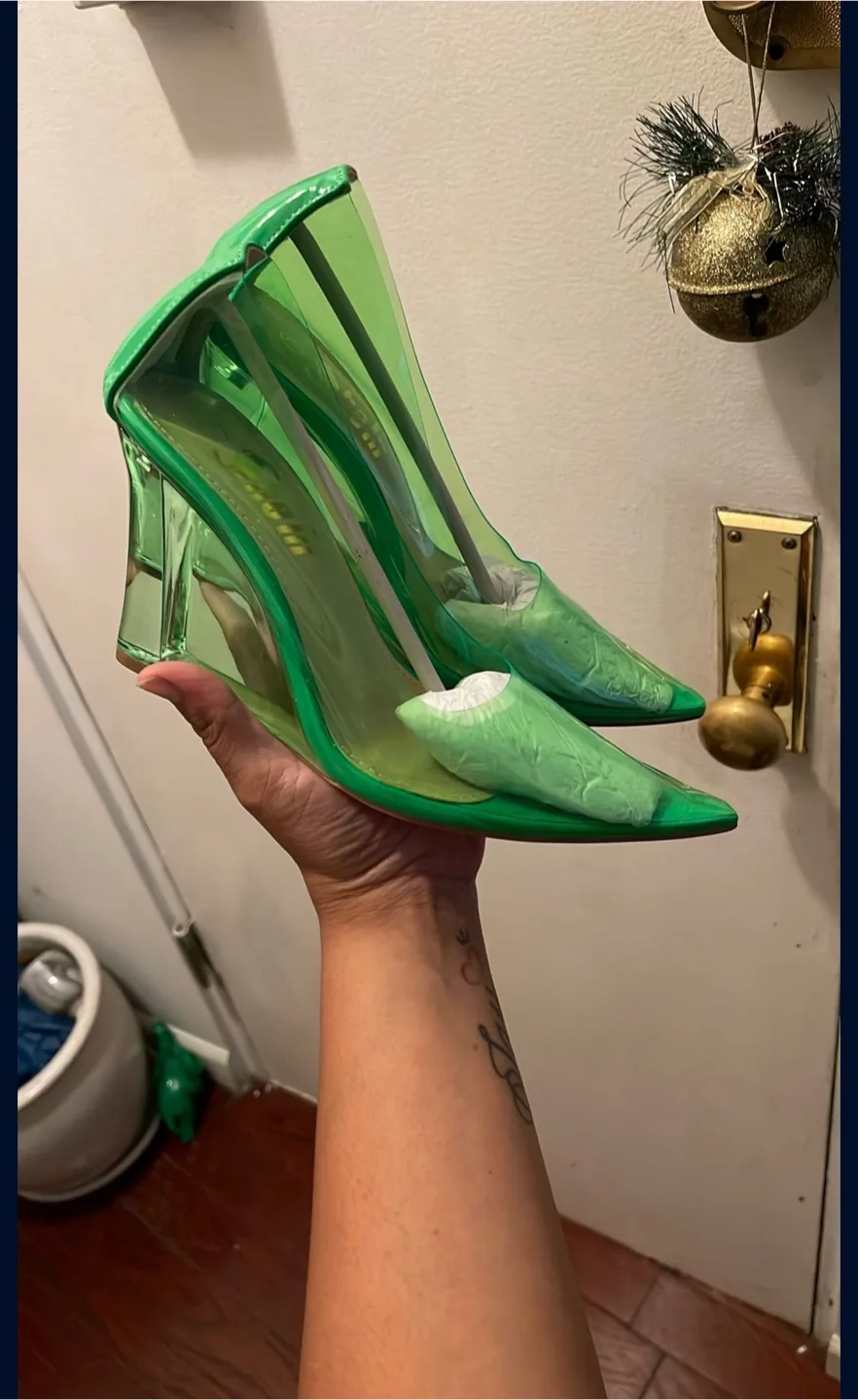 New Shein Green Clear Heels - Size 7 image indicator(2)