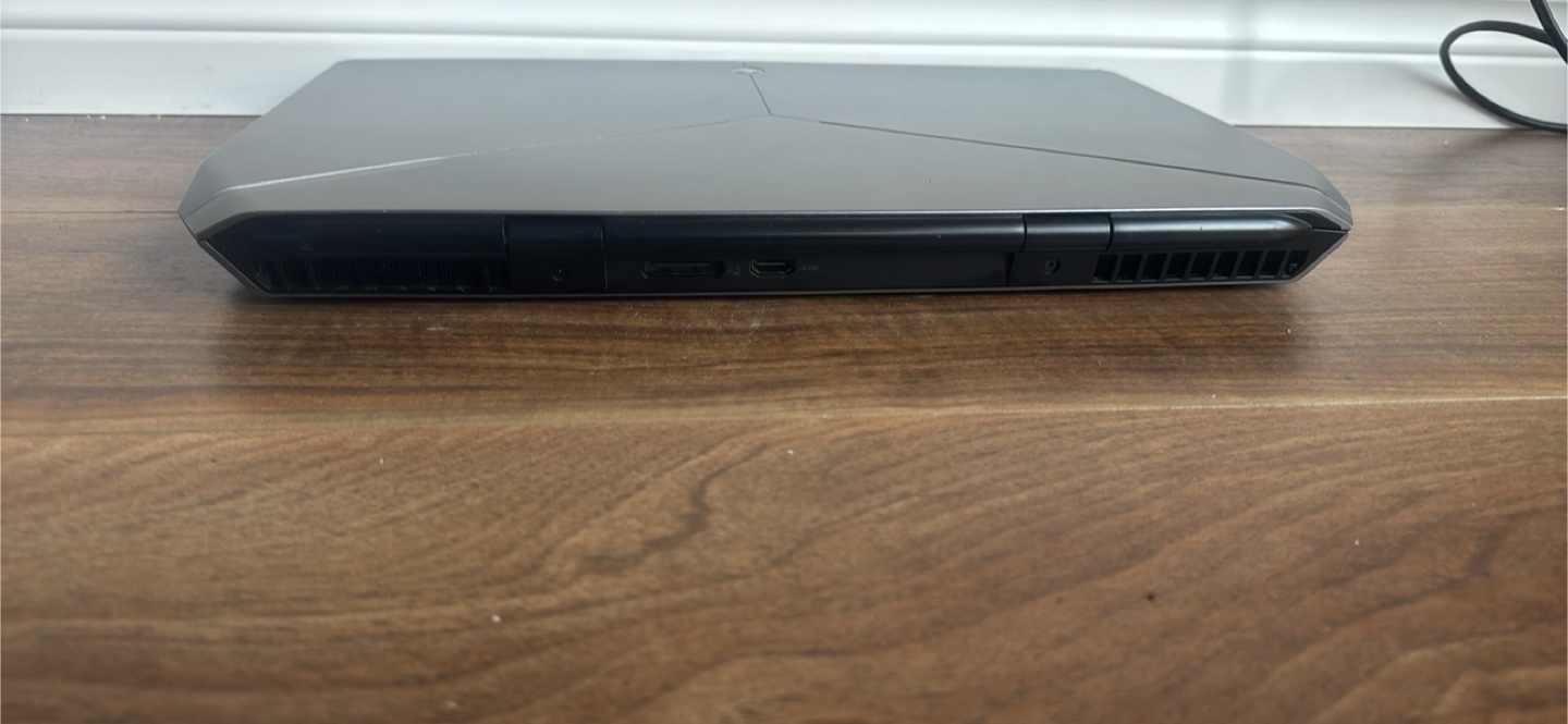 alienwaree 17 R3 - photo 3