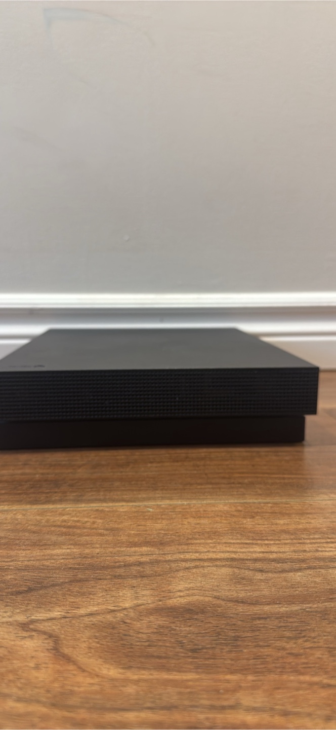 Xbox One X Console - Black no controller or power cable - photo 3
