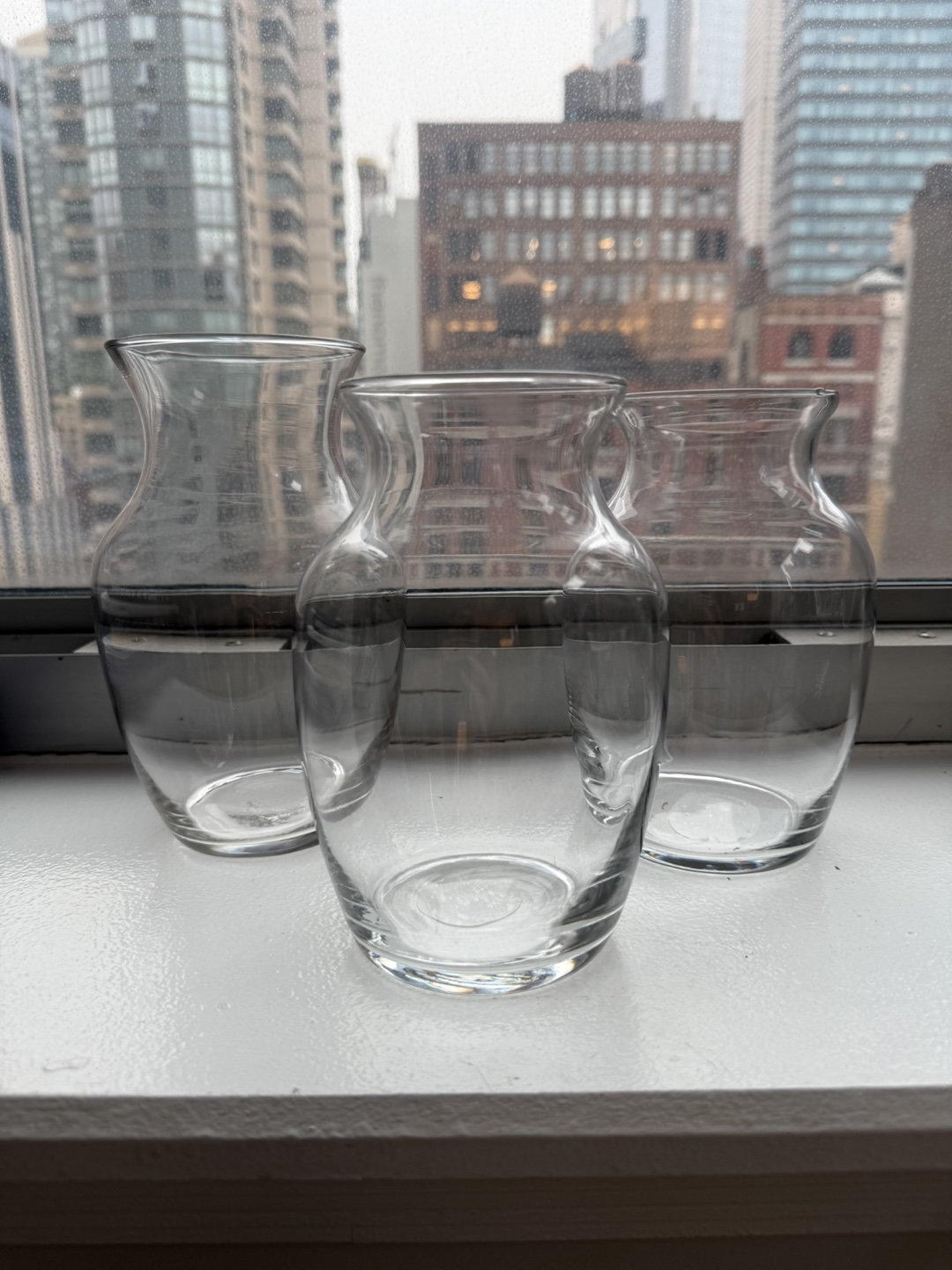 Set of 3 Clear Glass Vases