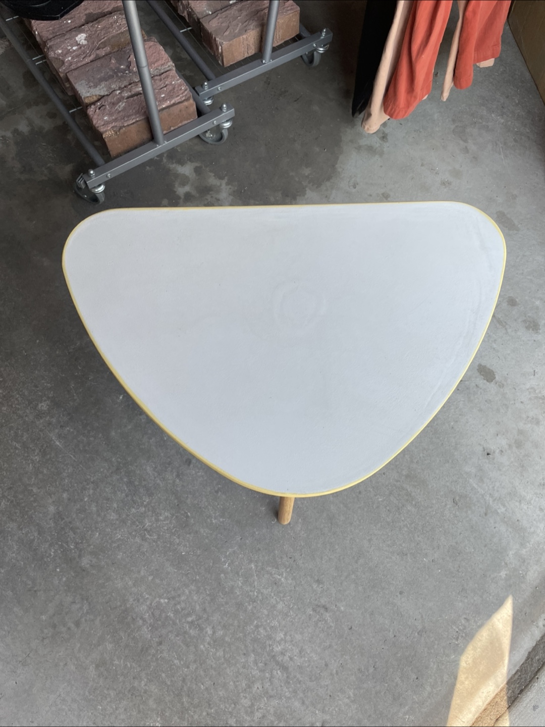 Modern White, Yellow & Wood Accent Table 🧡 - photo 3