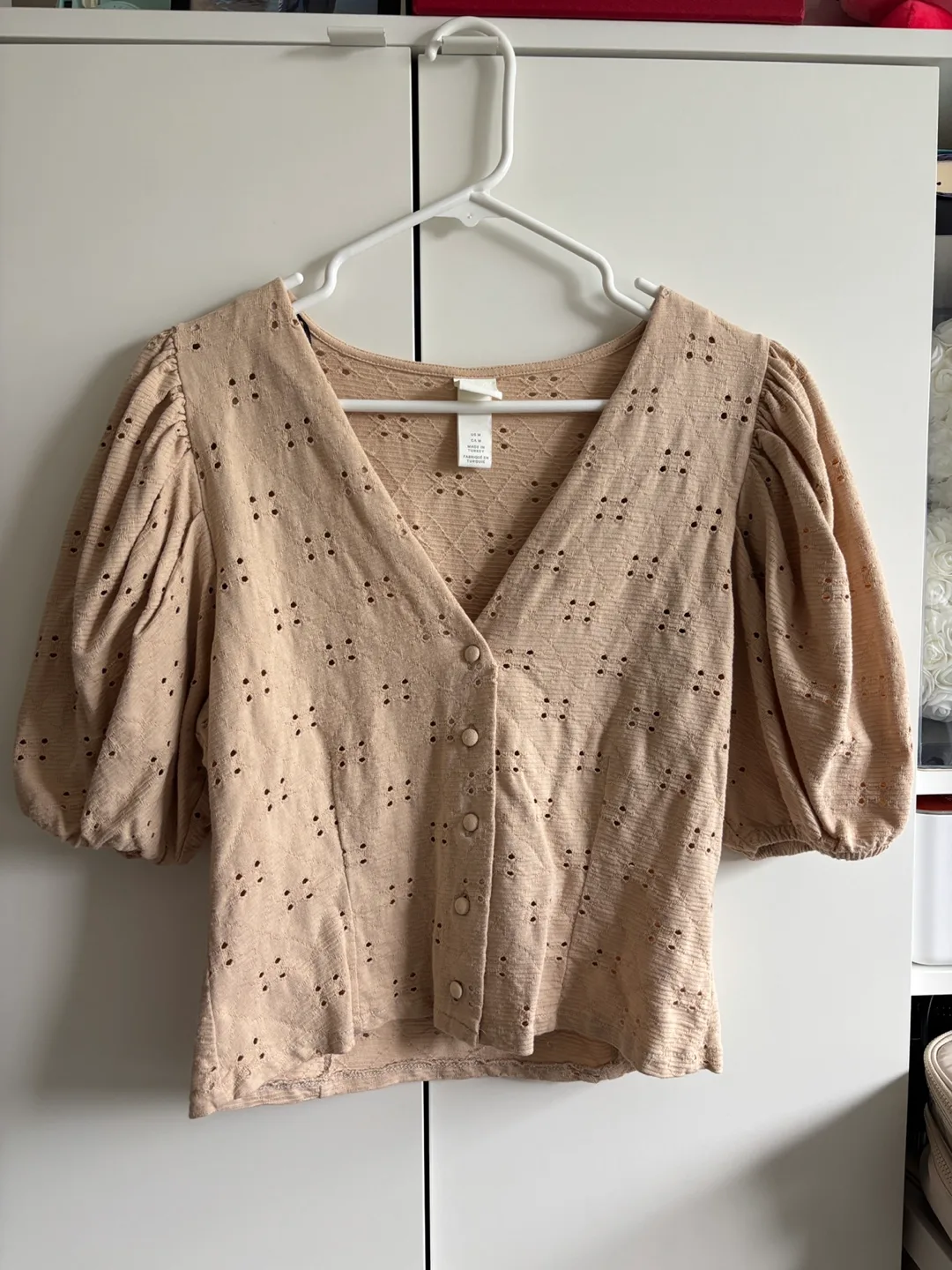 H&M Beige Puff Sleeve Top - Size M thumbnail